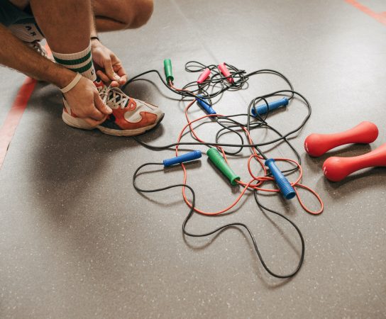Comparing Jump Ropes: CrossFit Speed Rope, Weighted Jump Rope, PVC Jump Rope, and Adjustable Length Jump Rope